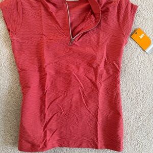 Coral Textured Short Sleeve Top with Front Zip